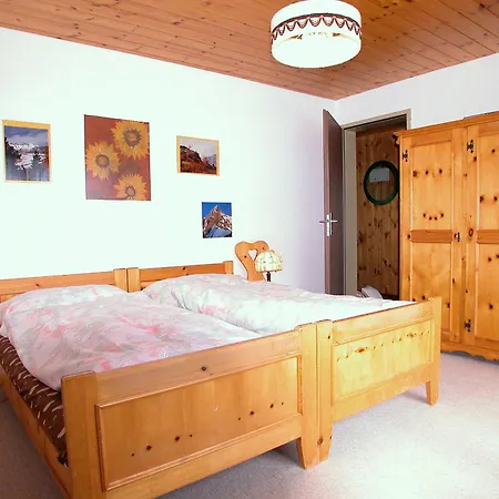 Alpenhaus アパート