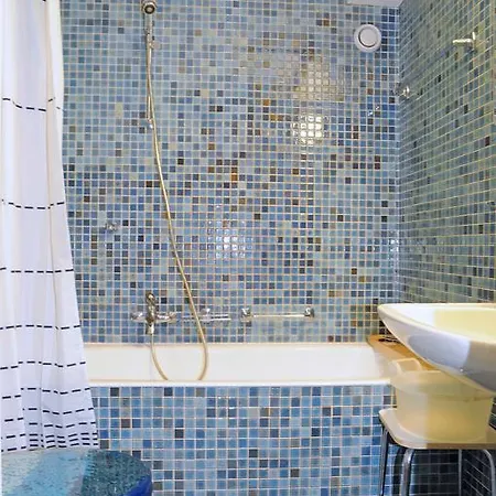 阿尔盆豪斯贝特默拉尔普酒店 公寓 *